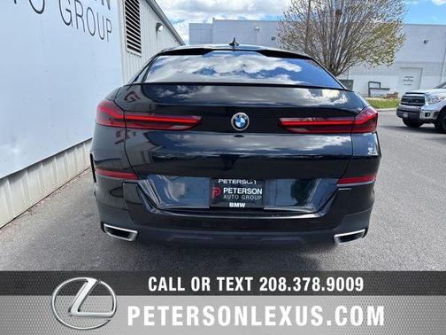 Black Sapphire Metallic 2023 BMW X6 xDrive40i