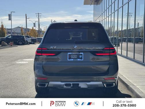 2026 BMW X7 xDrive40i