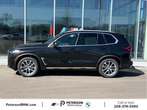 Black Sapphire Metallic 2026 BMW X5 xDrive40i