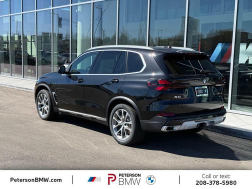 Black Sapphire Metallic 2026 BMW X5 xDrive40i