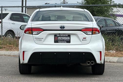 Ice Cap 2025 Toyota Corolla Hybrid SE