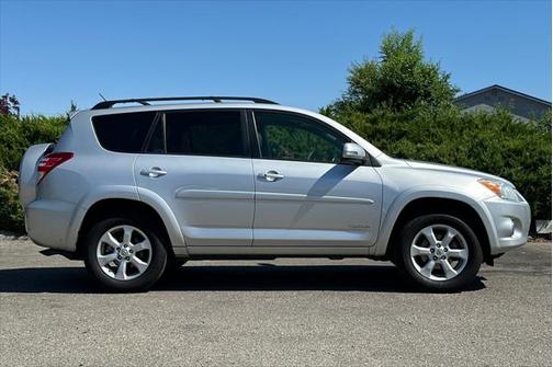 2011 Toyota RAV4 Limited