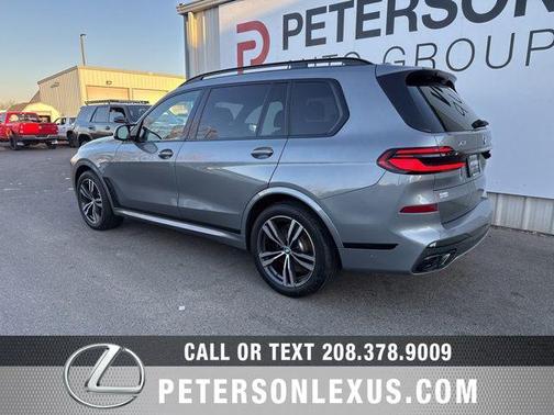 2024 BMW X7 M60i