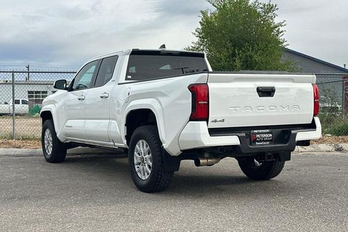 Ice Cap 2024 Toyota Tacoma SR5