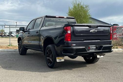 Dark Ash Metallic 2023 Chevrolet Silverado 1500 Custom Trail Boss