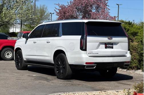 2023 Cadillac Escalade ESV Premium Luxury