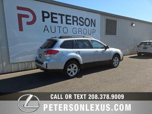 Ice Silver Metallic 2014 Subaru Outback 2.5i Premium