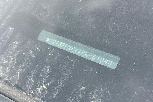 Classic Silver Metallic 2013 Toyota RAV4 XLE