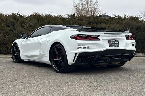 2024 Chevrolet Corvette E-Ray RWD Convertible 3LZ