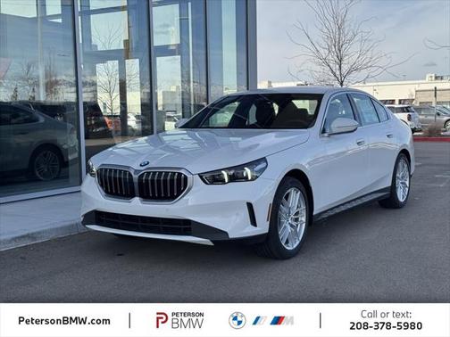 2025 BMW 530 i xDrive