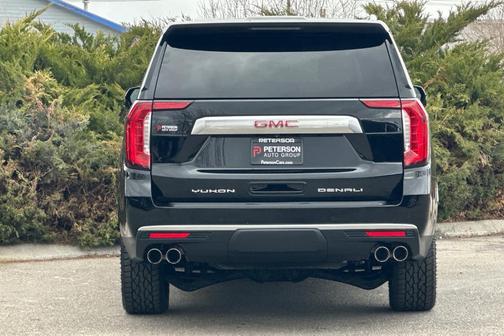 2022 GMC Yukon XL Denali