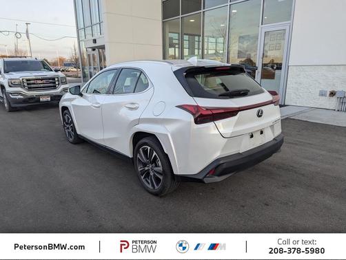 2024 Lexus UX 250h Base