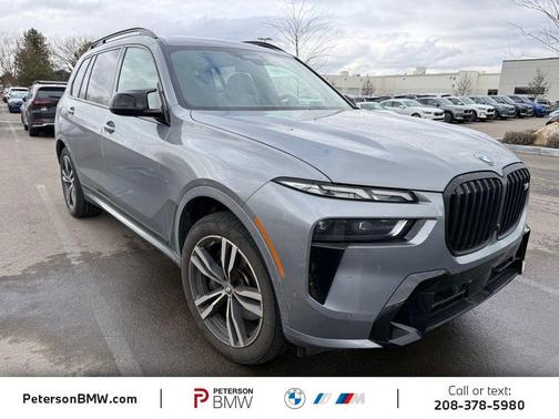 2024 BMW X7 M60i