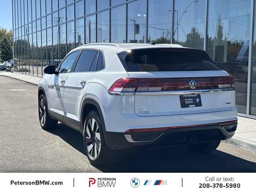 2024 Volkswagen Atlas Cross Sport 2.0T SE w/Technology 4MOTION