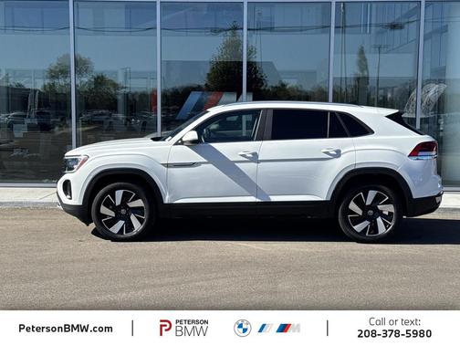 2024 Volkswagen Atlas Cross Sport 2.0T SE w/Technology 4MOTION