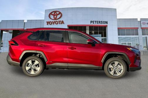 2025 Toyota RAV4 Hybrid XLE