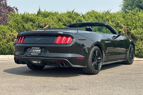 2015 Ford Mustang EcoBoost Premium