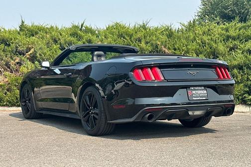 2015 Ford Mustang EcoBoost Premium