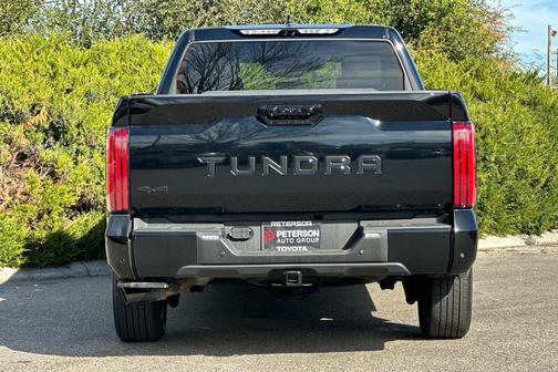 2023 Toyota Tundra Hybrid Platinum