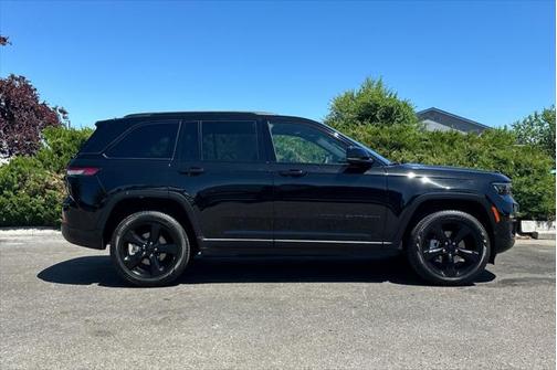 2025 Jeep Grand Cherokee Limited X