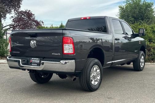 2023 RAM 2500 Big Horn Crew Cab 4x4 6'4' Box