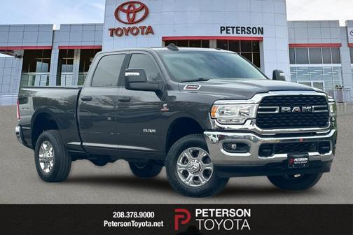 2023 RAM 2500 Big Horn Crew Cab 4x4 6'4' Box