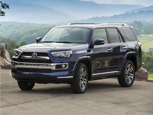 Magnetic Gray Metallic 2016 Toyota 4Runner SR5