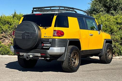2007 Toyota FJ Cruiser Base