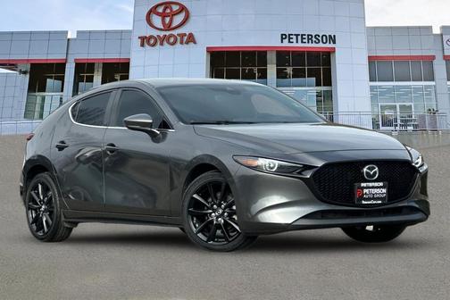 2022 Mazda Mazda3 FWD w/Premium Package