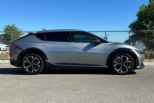 Steel Gray 2022 Kia EV6 Wind
