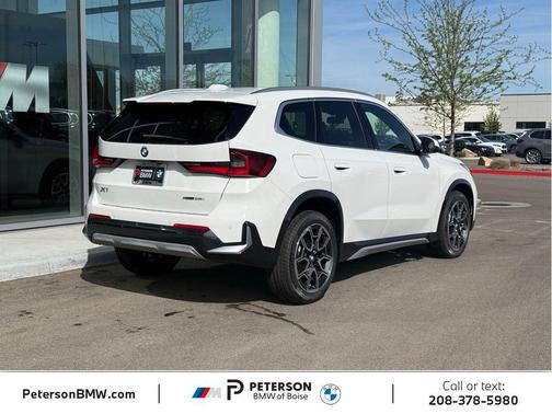Alpine White 2026 BMW X1 xDrive28i