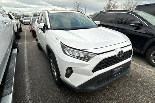 2019 Toyota RAV4 XLE Premium