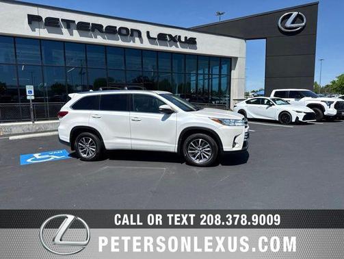 Blizzard Pearl 2018 Toyota Highlander XLE