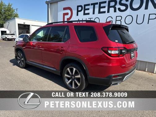 2023 Honda Pilot AWD Elite