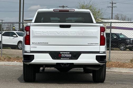 2024 Chevrolet Silverado 1500 Custom