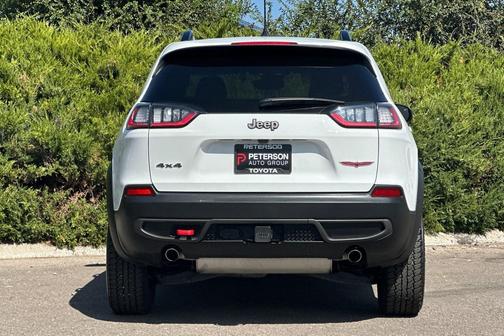 2022 Jeep Cherokee Trailhawk