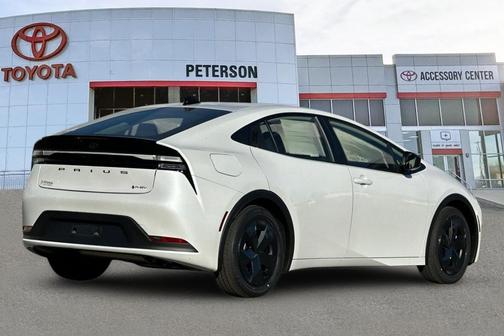 2026 Toyota Prius Plug-In Hybrid SE