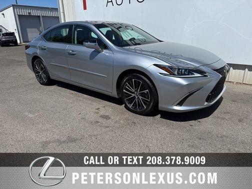 Iridium 2024 Lexus ES 250 Base
