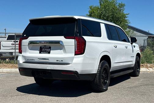 Summit White 2021 GMC Yukon XL SLE