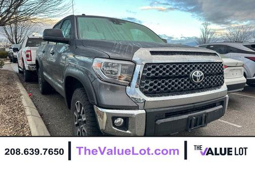 Magnetic Gray Metallic 2018 Toyota Tundra SR5