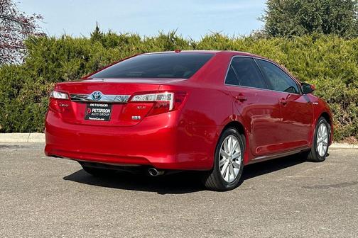 2014 Toyota Camry Hybrid XLE