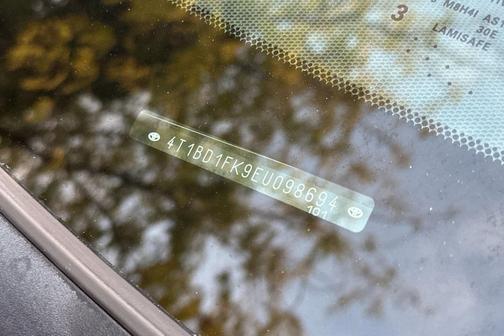 2014 Toyota Camry Hybrid XLE