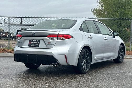 Classic Silver Metallic 2023 Toyota Corolla Hybrid SE