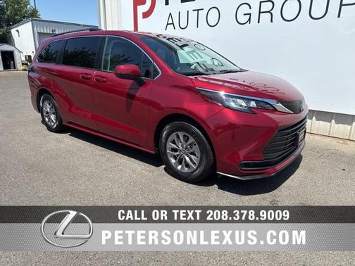 2021 Toyota Sienna LE