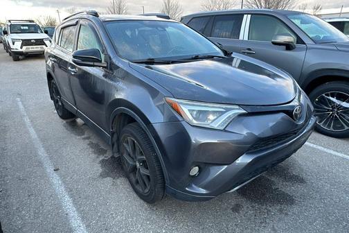 2017 Toyota RAV4 SE
