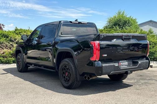 2022 Toyota Tundra Hybrid TRD Pro