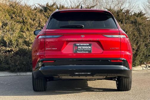 2025 Toyota Crown Signia Limited