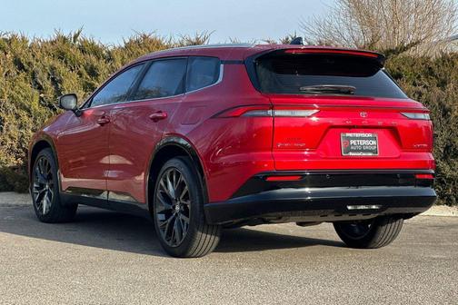 2025 Toyota Crown Signia Limited