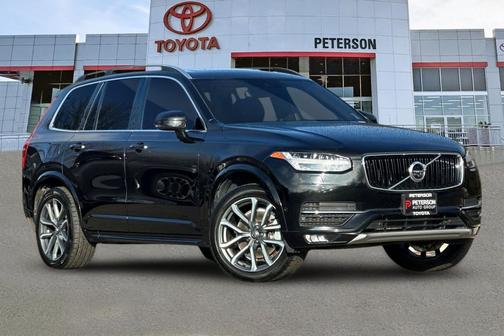 2018 Volvo XC90 T6 Momentum