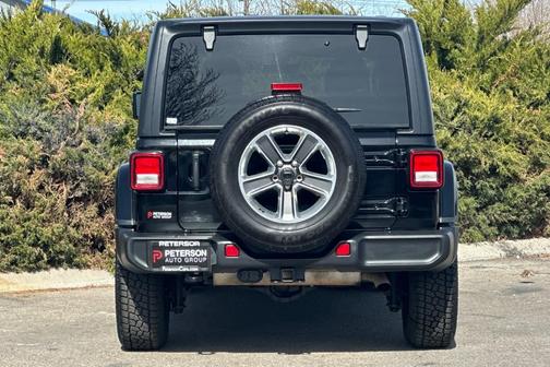 2022 Jeep Wrangler Unlimited Sahara